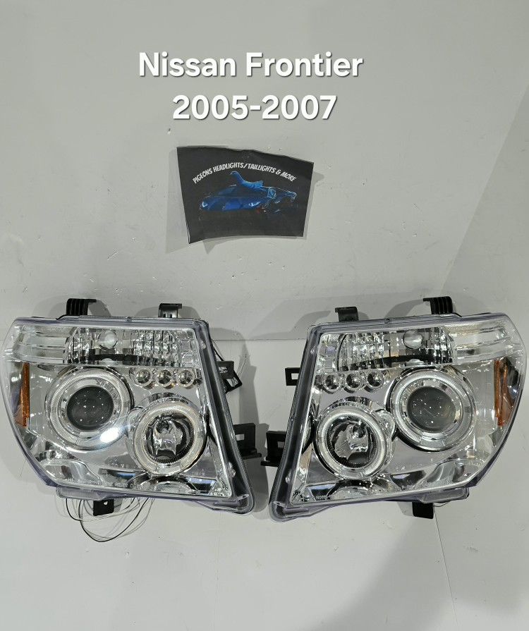 Nissan Frontier 2005-2008 Headlights
