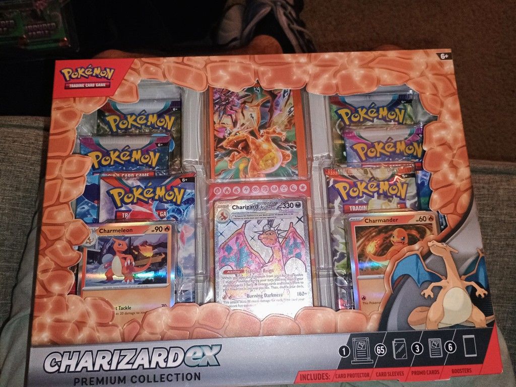 Charizard ex premium collection box & Shrouded Fable blister 3-pack