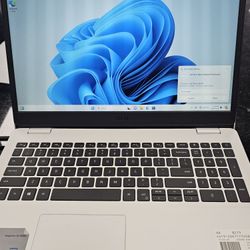 2023 Dell Inspiron 15 3000 Laptop. ASK FOR RYAN. #4(contact info removed)658-01