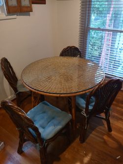 Mesa de comedor artesanal