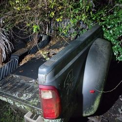 2012 ford 350 full  bed great shape 