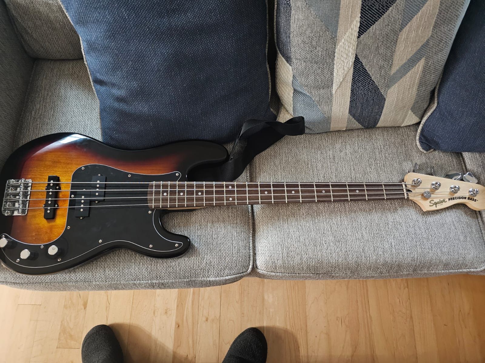 Squier Precision Bass Kit - 4 Uses