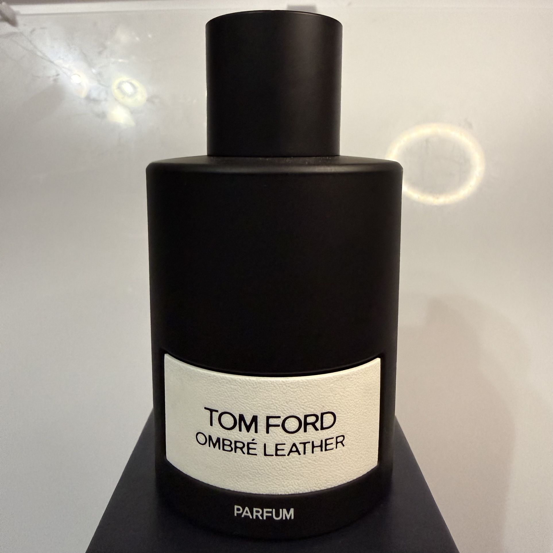 Tom Ford Ombré Leather Parfum 100ml – Deep, Smooth & Authentic