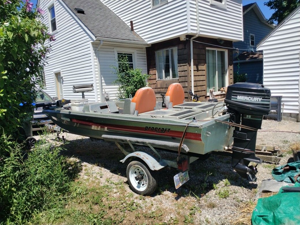 Bass Boat