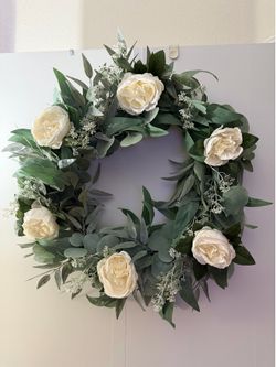 White floral wreath - 28 “