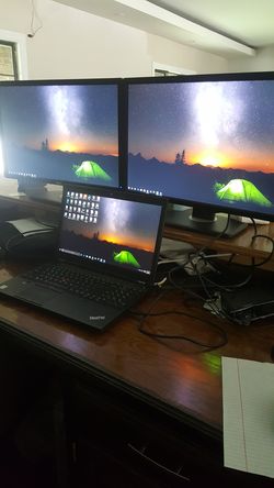 Dual monitor display setup