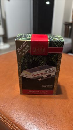 Hallmark Keepsake Shuttlecraft Galileo Magic Ornament