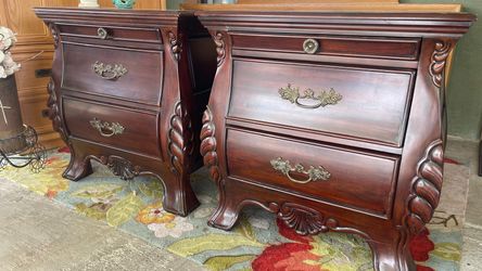 Gorgeous Legancy traditions two cherry wood Nigth Stans