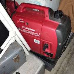 Honda Eu2000i Generator