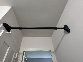 Doorway Pull Up Bar