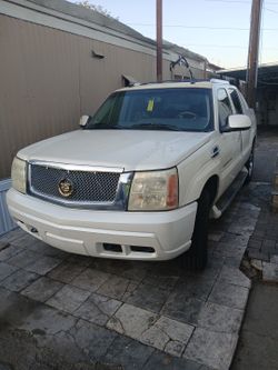 2004 Cadillac Escalade EXT