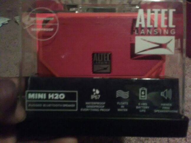 Altec lansing mini h2o