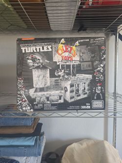 Mega Construx Teenage Mutant Ninja Turtles Roof Top Combat NEW