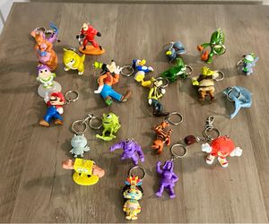 Huge Lot of 23 Vintage & Pop Culture Keychains / Toy Figures – Disney, Mario, Sonic, Shrek