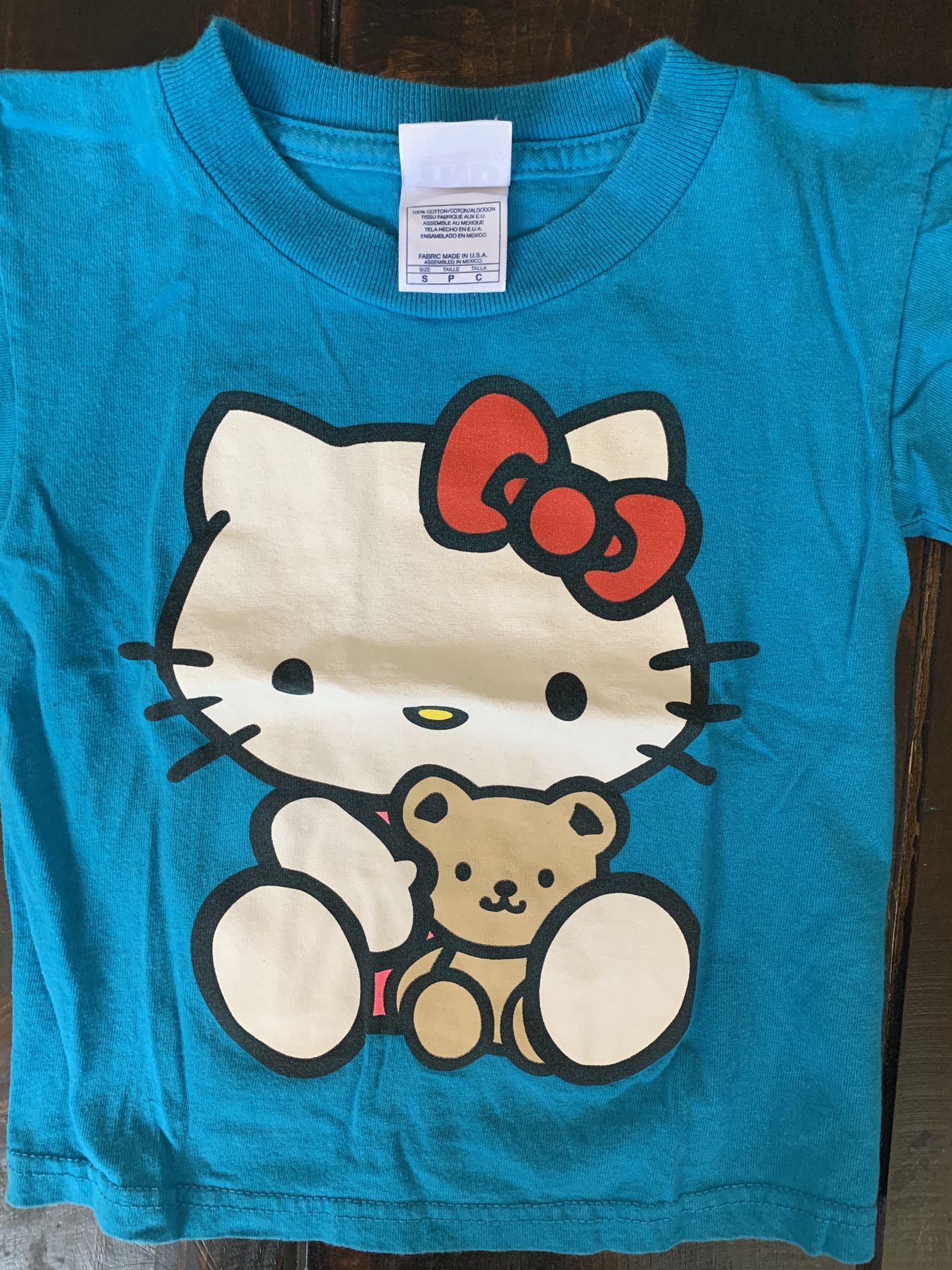 Hello Kitty Girls T-Shirt! Size Small