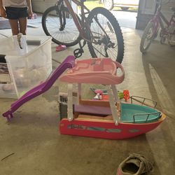Barbie Boat