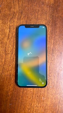 iPhone 12 64 GB AT&T