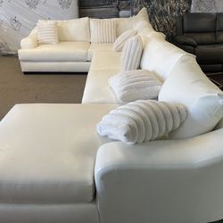NEW EXTRA BIG SECTIONAL  / MATTRESS SALE 