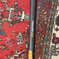 Fiskars X27 Super Splitting Axe , IsoCore 8 lbs. Forged Steel Splitting Maul with 36 in. + 2 Heavy-Duty Kindling Cracker Wedges 