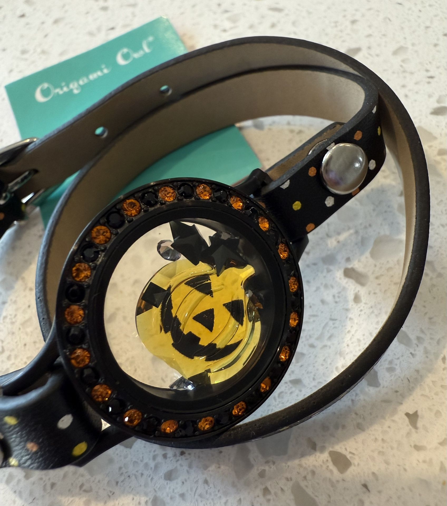 Origami Owl Locket Wrap Bracelet Rhinestone Haunted Halloween Pumpkin Jewelry. Locket opens. New in package