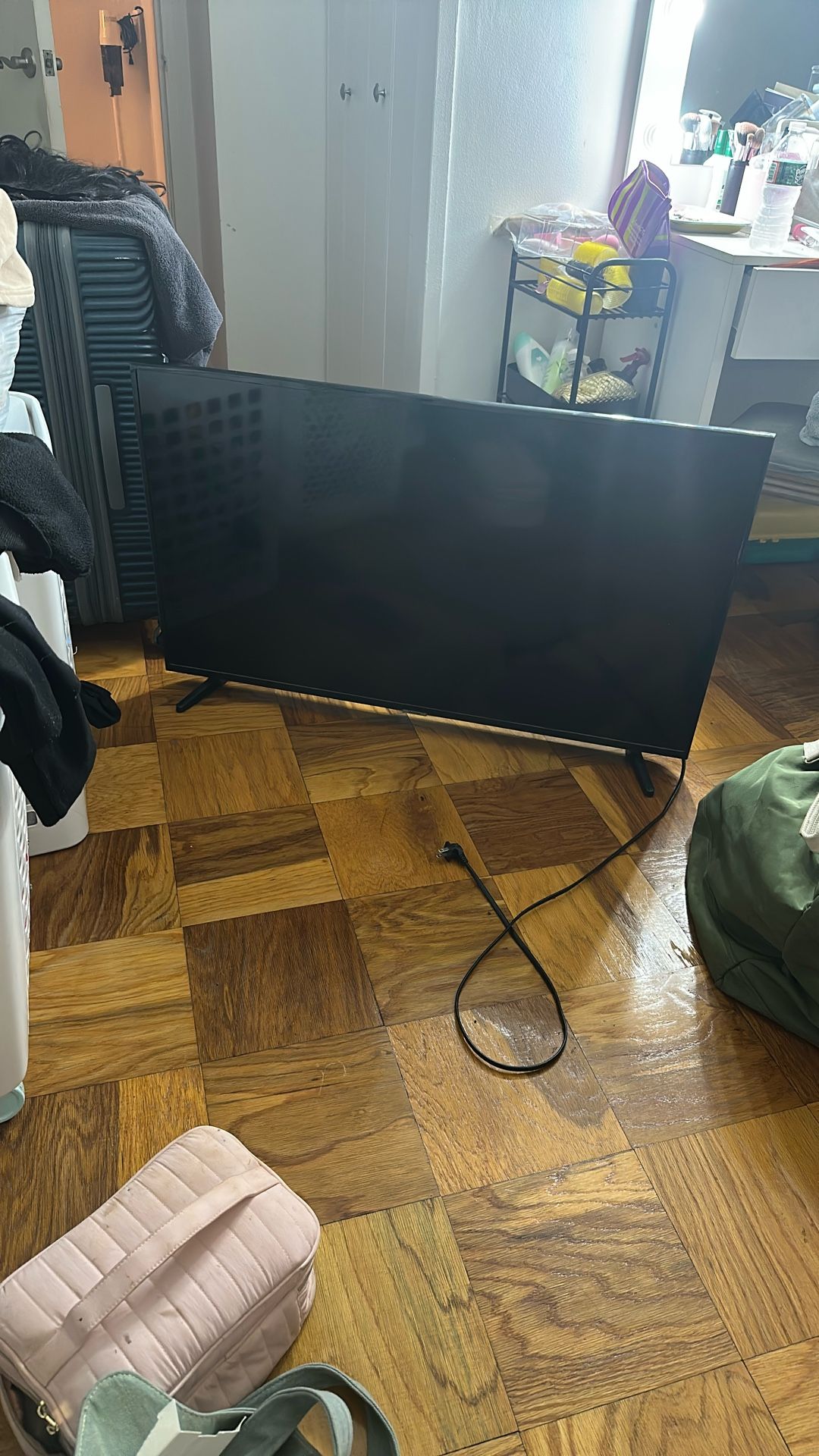 SAMSUNG TV