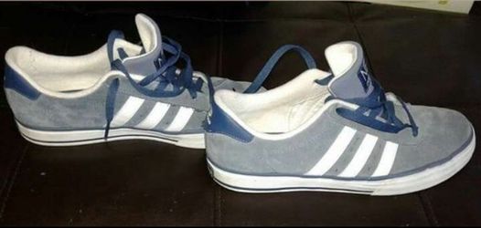 Adidas NEO, Men's Size 9 With Ortholite Comfort Foam Insoles.