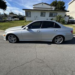 2012 Mercedes-Benz C-Class