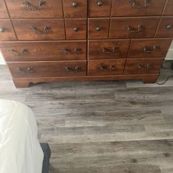 Dresser / Bureau