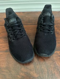 MEN ADDIDAS YEEZY BOOST 350 (PIRATE BLACK) SIZE 9.5 (NO BOX)