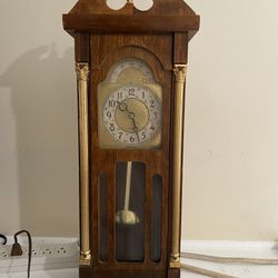 United Metal Goods Electric Clock Model 444 Pendulum Grandfather Style Art Deco