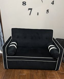 Small Pull Out Couch