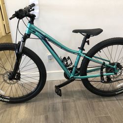 Cannondale Extra Small Mountain Bike 27.5” Tires Disc Brake Tuned Ready/Ride 