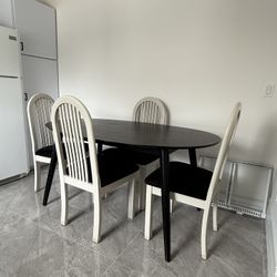 Oval Dining Table With 4 Chairs 