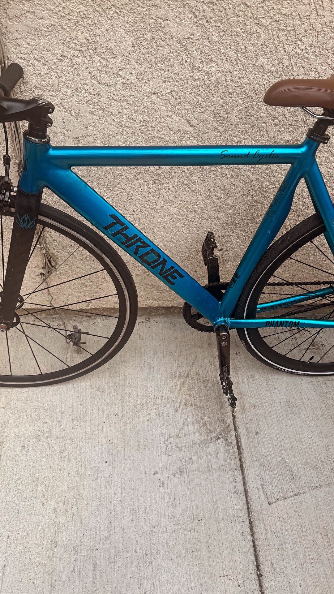 Throne Fixie Bike 