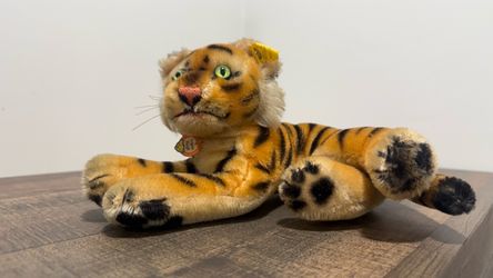 Steiff  stuffed Tiger