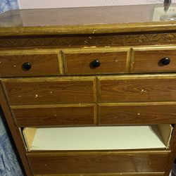 Free Drawers dresser