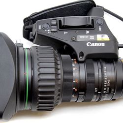 Canon YH19X6.7 KTS (IFinternal focus) 19X BCTV ZOOM LENS SX14