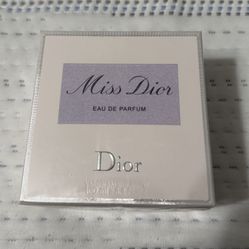 Miss Dior Perfume
