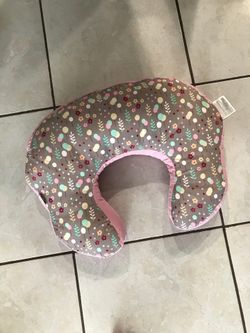 Breastfeeding pillow