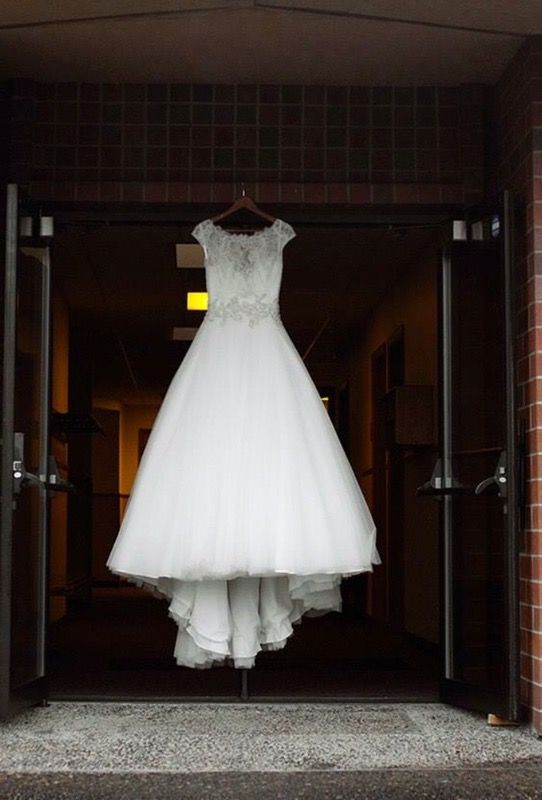 Stunning, mint condition, designer wedding dress