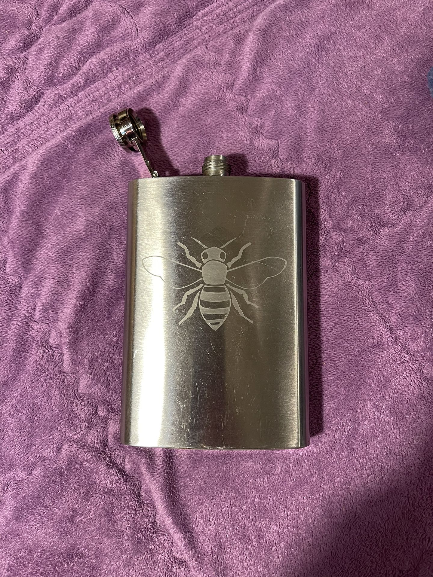 Stainless Steel 🐝 Bee Flask 8oz
