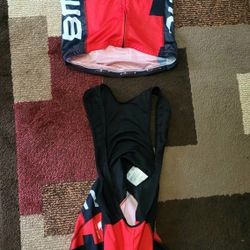 Pearl Izumi BMC pro cycling jersey and bibs Small