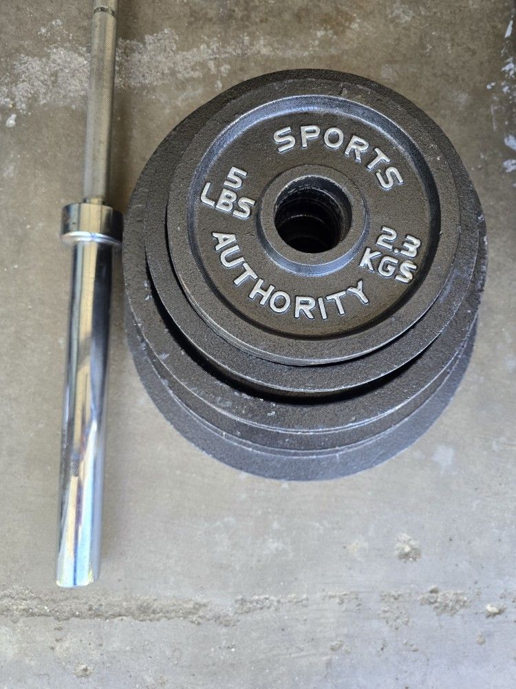 240 lbs Sports Authority Weight Set with Heavy Weight Lifting Bar