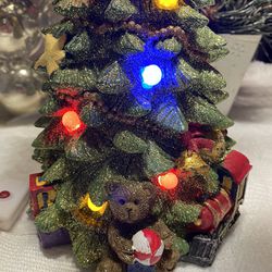 Rare Vintage 10" Christmas Tree, Star Topper Fiber Optic Resin With Lights