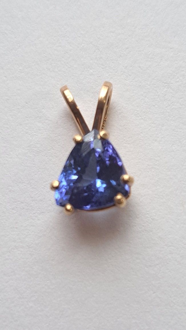 Trillion Cut Tanzanite 14kt Gold Pendant