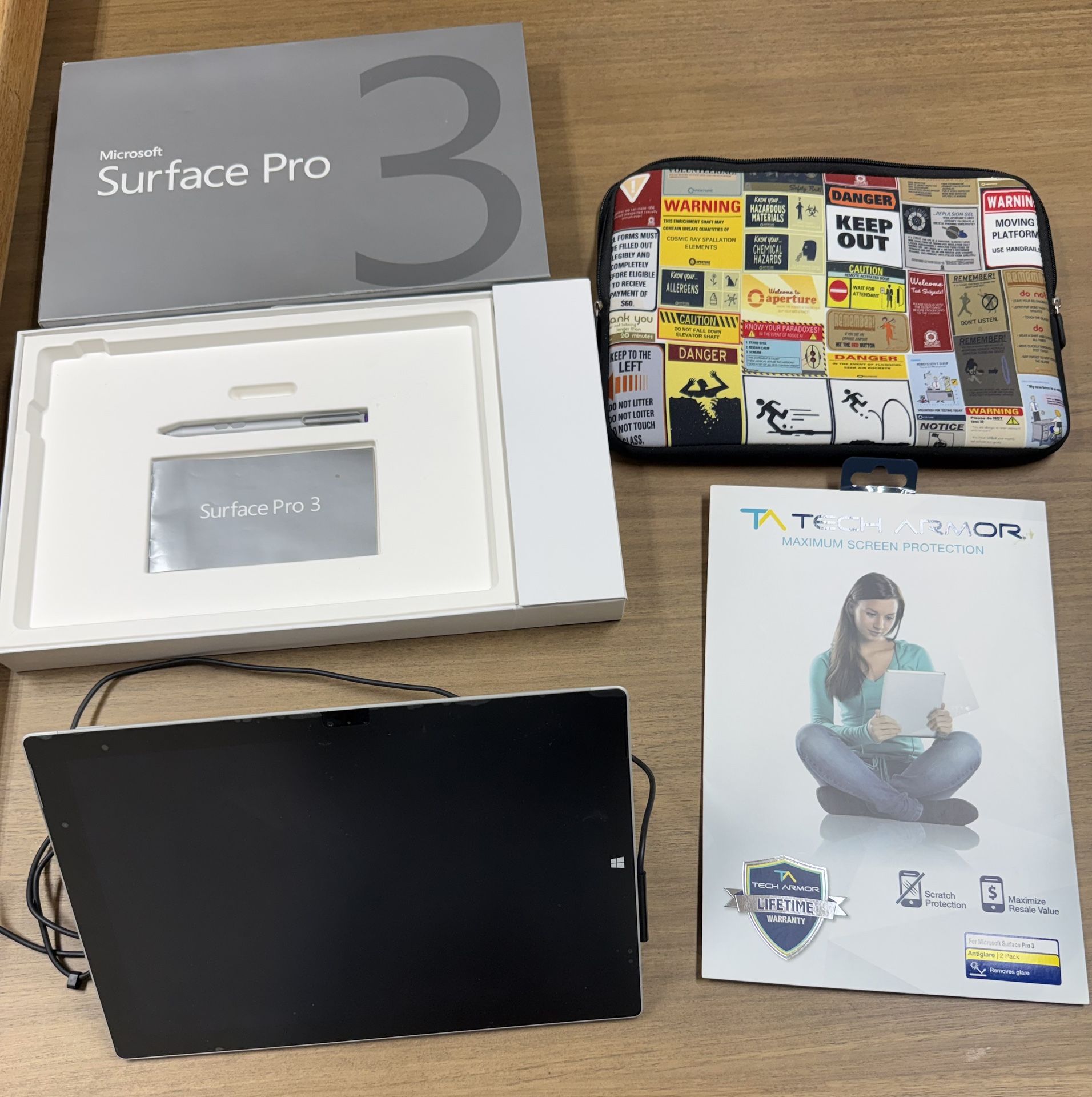 Microsoft Surface Pro 3 w pen/stylus