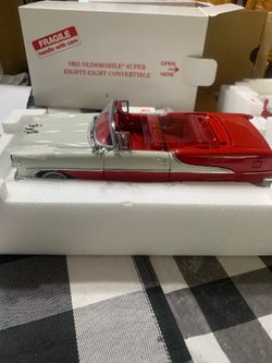 Danbury mint 1955 Oldsmobile super 88 convertible Danbury mint 1955 Oldsmobile super 88 convertible