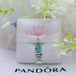 Adorable Charm 925 silver for Pandora moments bracelet.