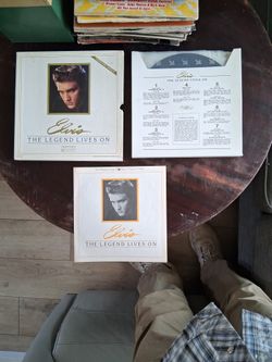 Elvis 7 Lp Box Set With Booklet