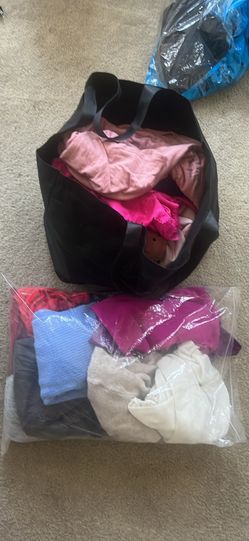 Pick Up Only Mystery bag Of Women’s Clothes, Fits XS To Small